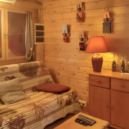 A Avec Jardin Prive Et Barbecue