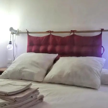 A Avec Jardin Prive Et Barbecue Chalet