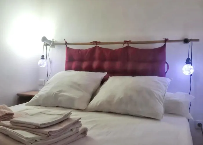 A Avec Jardin Prive Et Barbecue Chalet